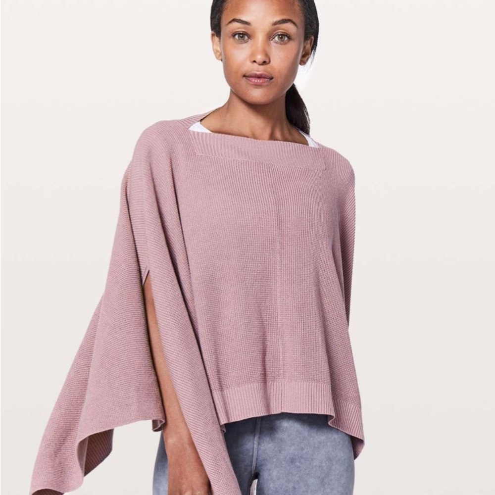 Lululemon Forward Flow Cape